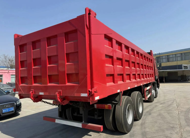 Reman Howo 371 12 Wheeler Dump Truck 3 reman 12 wheeler dump truck for sale | reman Howo dump truck