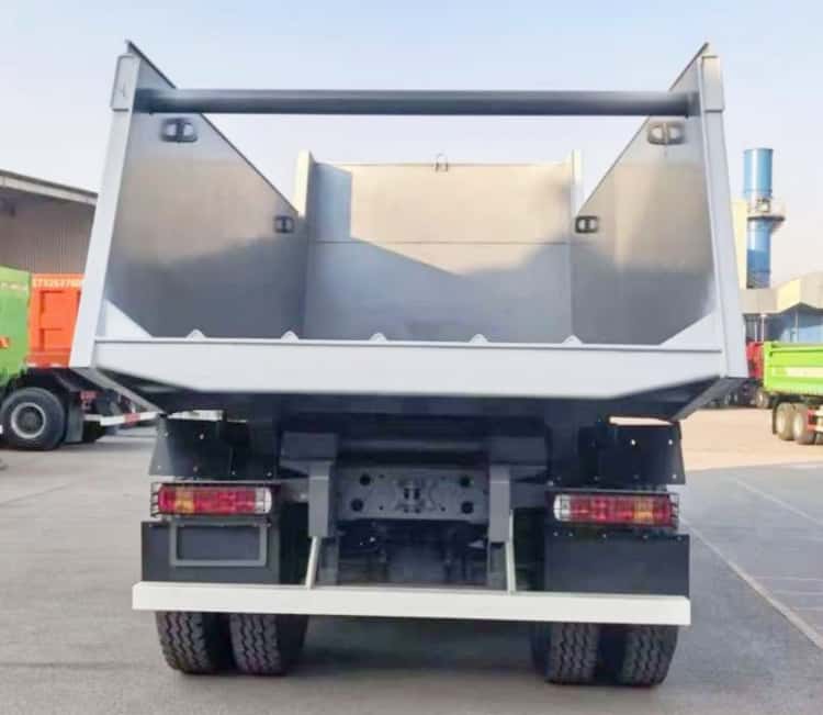 Reman Sinotruk Howo 340 10 Wheeler Dump Truck 7 Reman Howo 340 Dump Truck | Reman 10 Wheeler Tipper for Sale