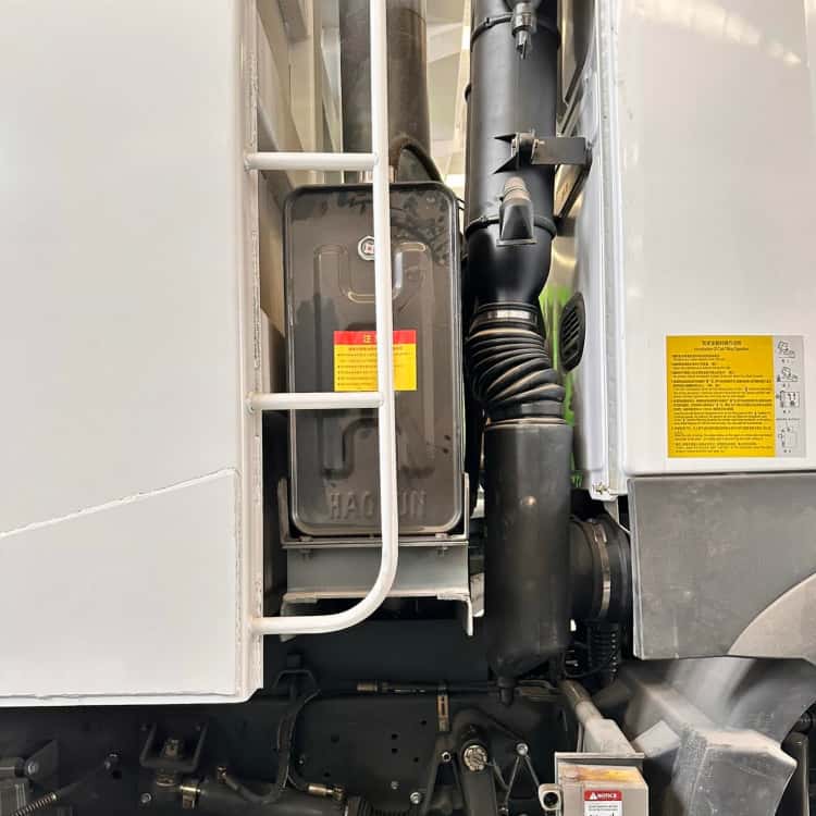 reman CNHTC truck price | reman Sinotruk Howo 8x4 tipper truck