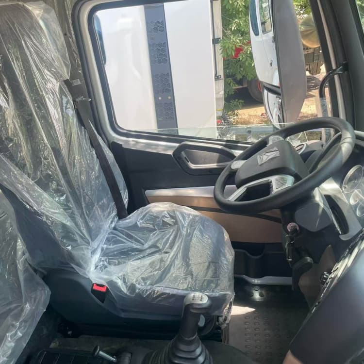 Howo NX 6x4 Reman CNG Tractor Truck Head