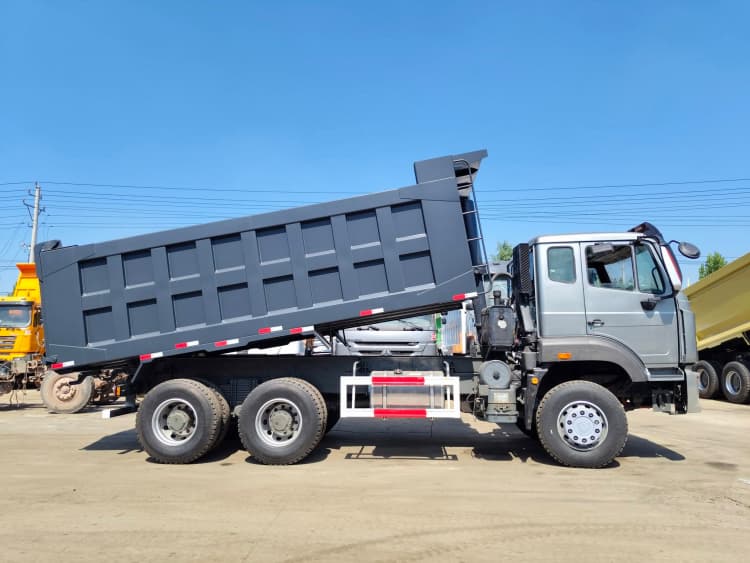 China Reman Howo NX Tipper Truck 6×4 3 Reman Tipper 10 Wheeler Price | Reman Howo Sinotruk NX