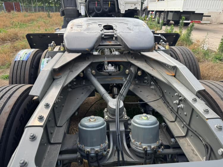 Howo TX 430 Reman Truck Tractors 6x4 for Sale