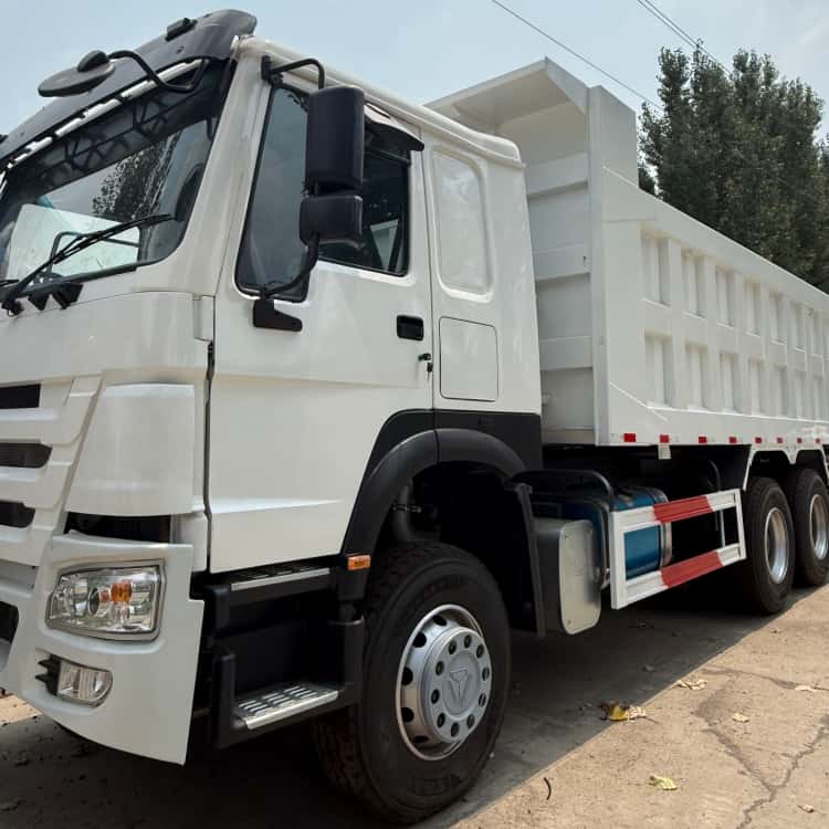 Standardized Howo Reman Trucks Tipper Ten Tyre for Sale Price
