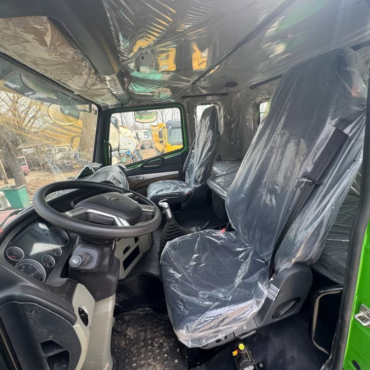Reman Howo NX 400 8×4 Dump Truck 6 Reman Dump Truck Tipper | Reman 12 Wheeler Tipper for Sale