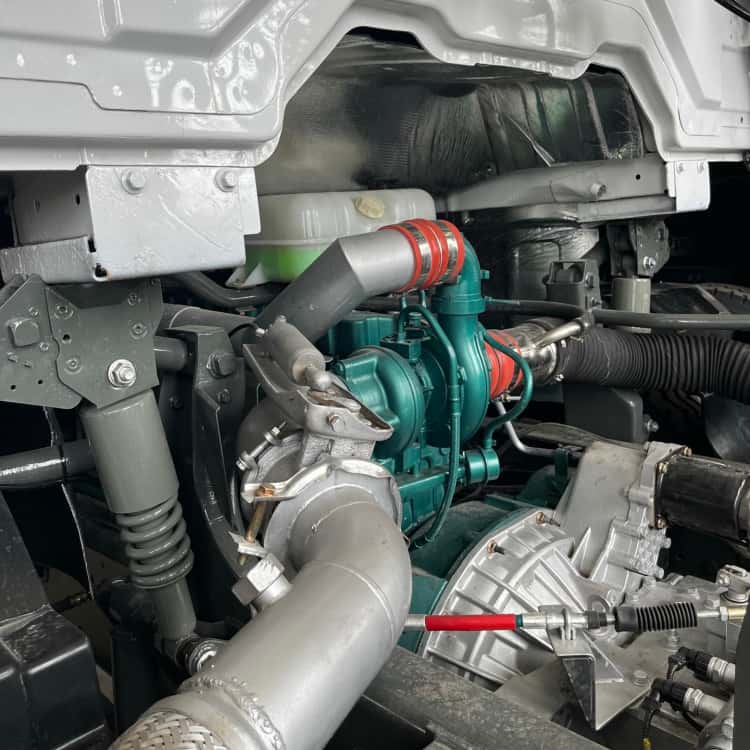 Reman Sino Howo Truck Tractor NX 371 6x4 Price