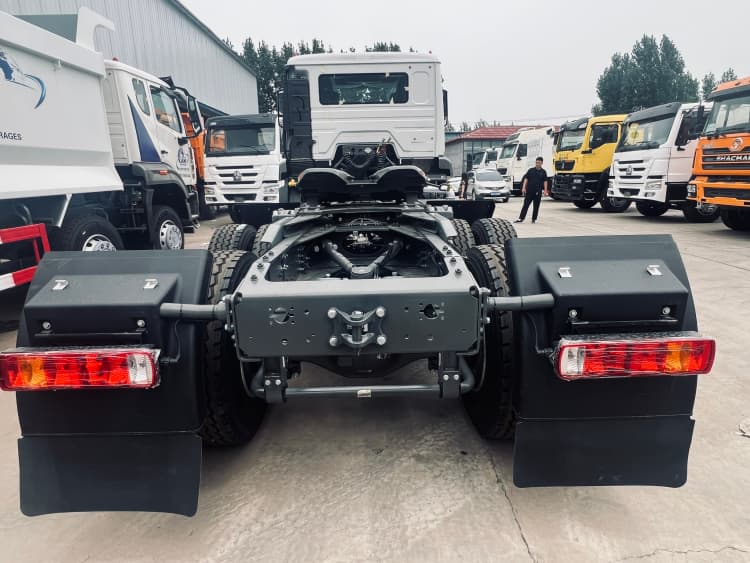 Reman Prime Mover Sinotruk Howo NX 380 6x4 Truck Head for Sale