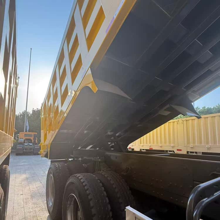 Reman Sinotruck Howo 10 Wheeler Tipper Truck 5 China Reman Howo 10 Wheeler Sinotruck Tipper Truck