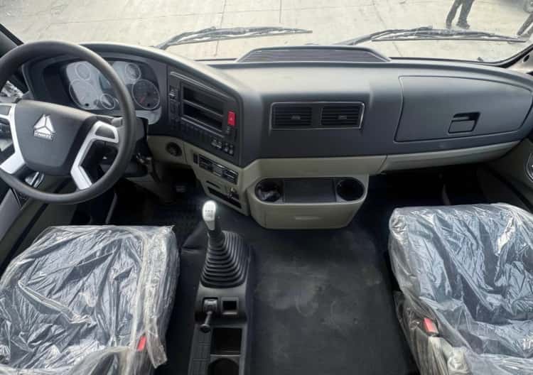 Reman Howo NX 400 8×4 Diesel Dump Truck 7 reman 12 wheeler tipper truck for sale | price of reman dump trucks