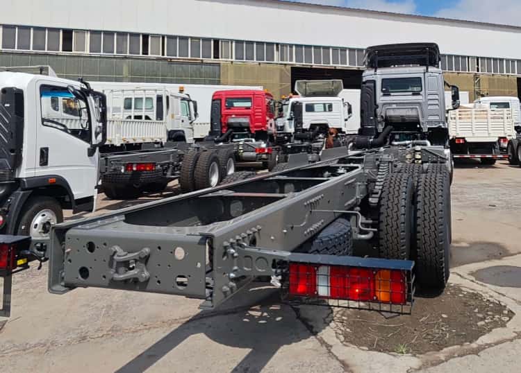 Reman Howo TX 6x4 Chassis Truck 5 Reman Truck Chassis Sinotruk Howo TX 6x4 for Sale